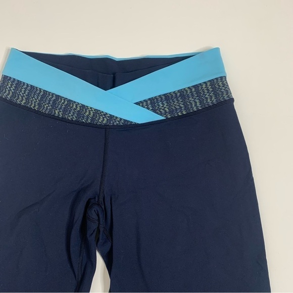 Lululemon Wide Leg Cropped Activewear Pants - Picture 5 of 16